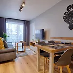 Gorski Przystanek Parzenica I Rozeta *