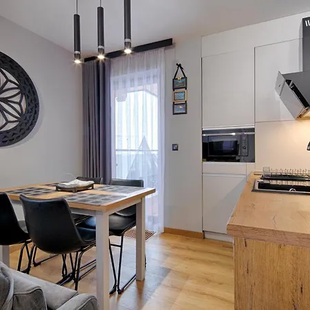 Gorski Przystanek Parzenica I Rozeta ザコパネ